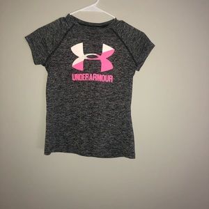 Under armour grey t-shirt